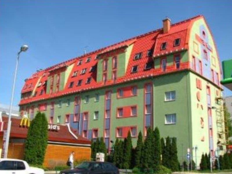 Hotel Polus Будапеща Екстериор снимка